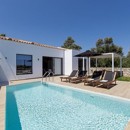 Eveland Accessible Villas Sfáka Extérieur photo