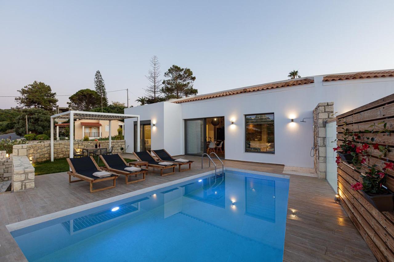 Eveland Accessible Villas Sfáka Extérieur photo