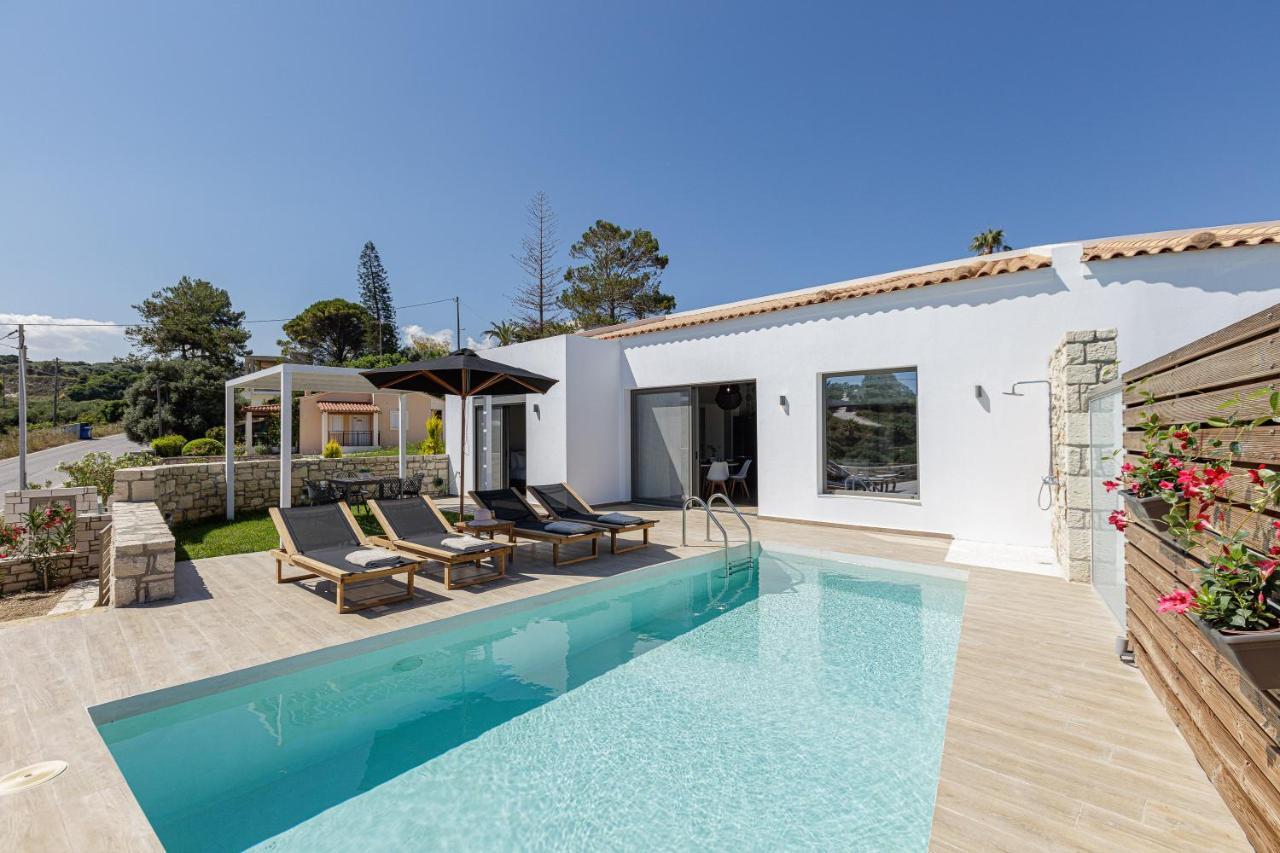 Eveland Accessible Villas Sfáka Extérieur photo